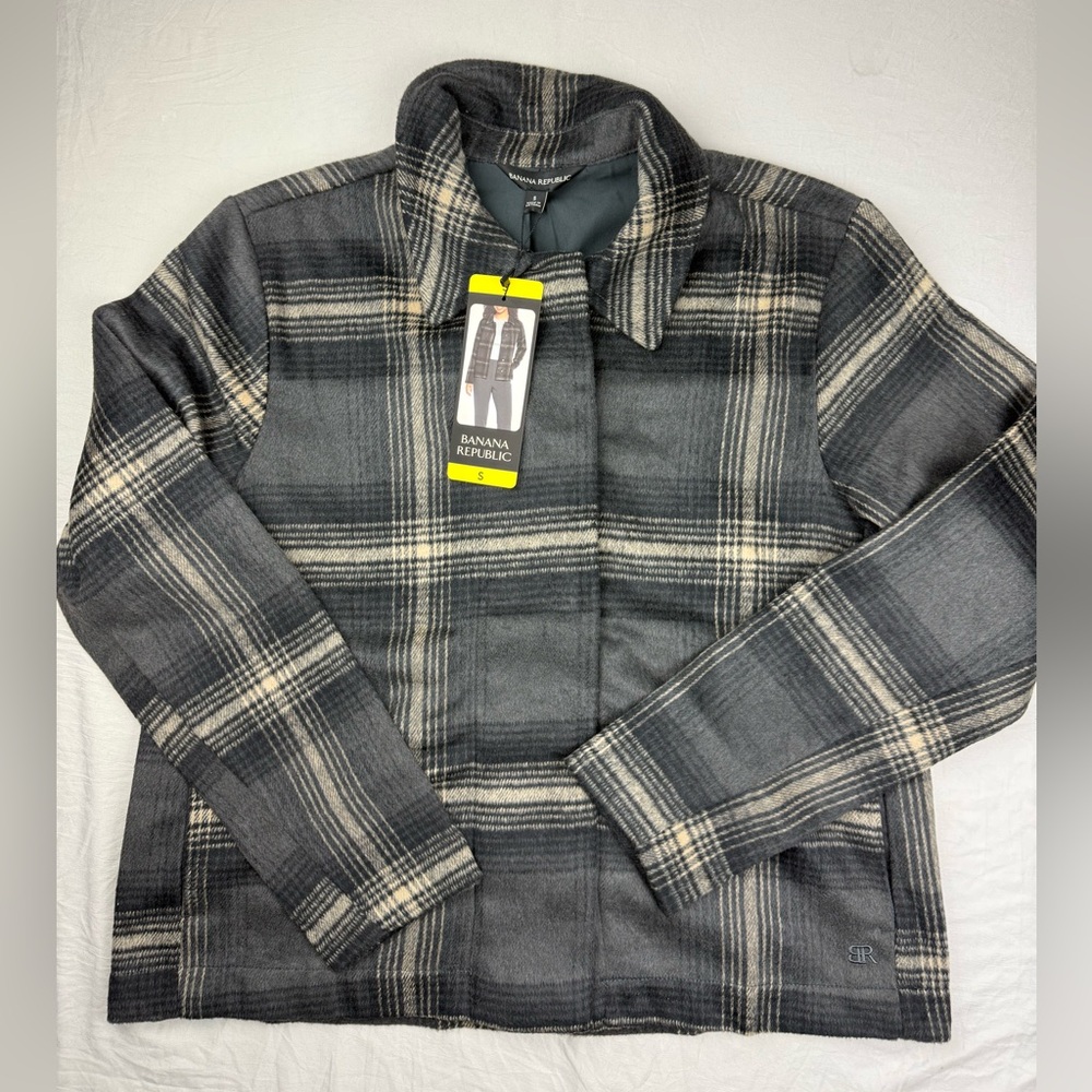 Banana Republic Women’s Plaid Shirt Jacket New‎ size Small
